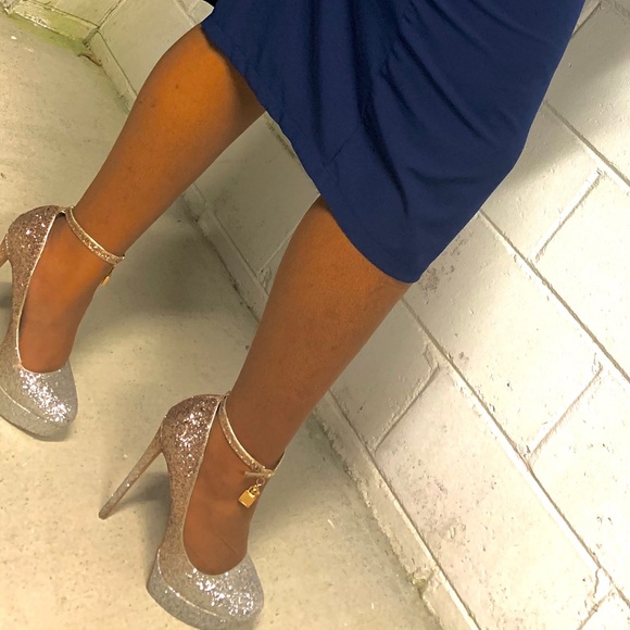 Meet your Posher, Lakia - Picture 4 of 6